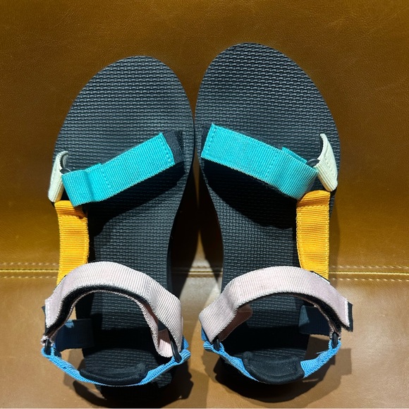 Colorful Strappy Sandals - Picture 2 of 4